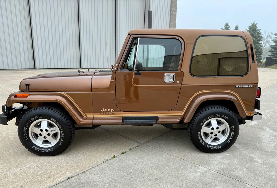 1987 Jeep YJ Wrangler - Image 4 of 31