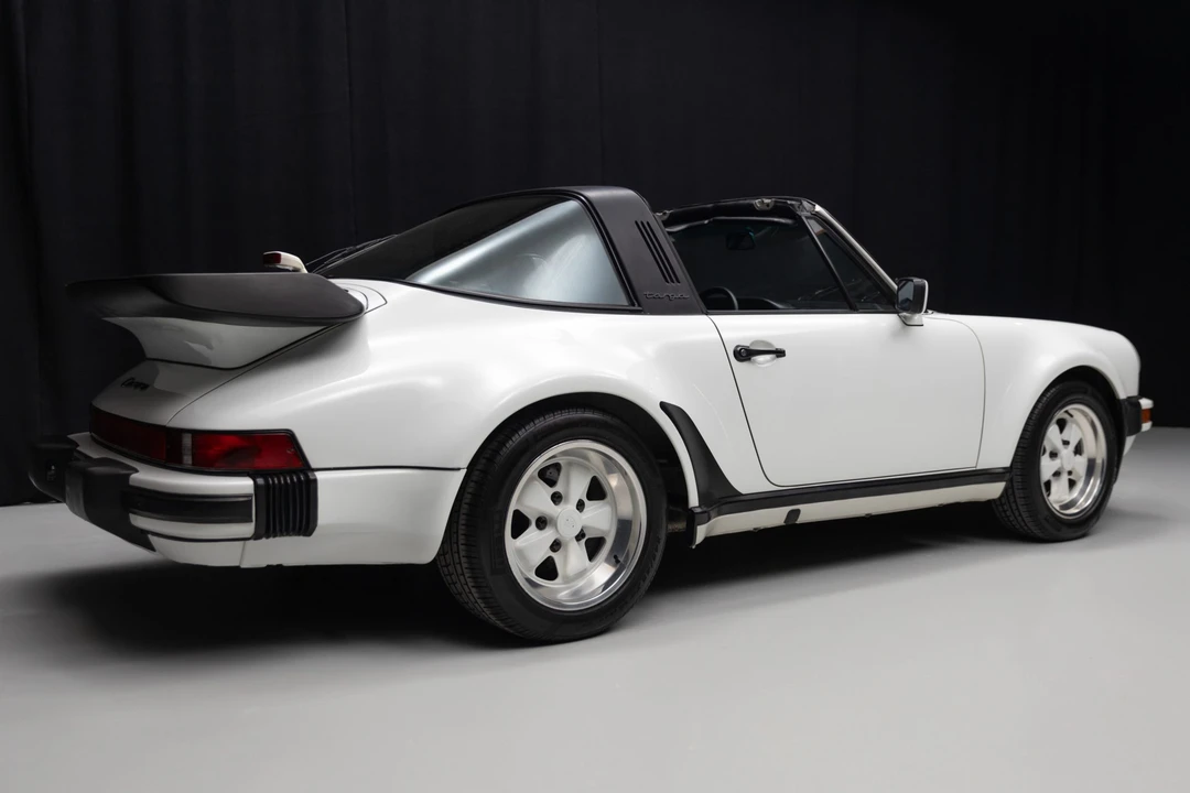 1987 Porsche 911 Carrera 3.2 - Image 9 of 31