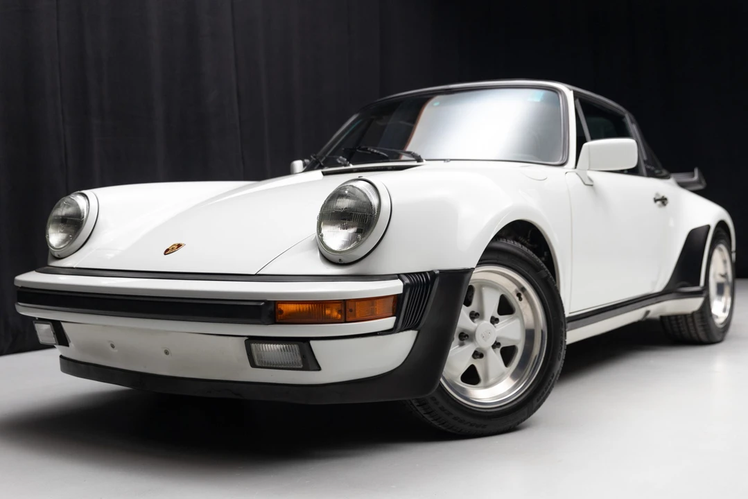 1987 Porsche 911 Carrera 3.2 - Image 15 of 31