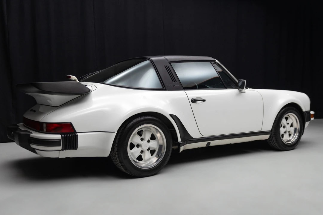 1987 Porsche 911 Carrera 3.2 - Image 18 of 31
