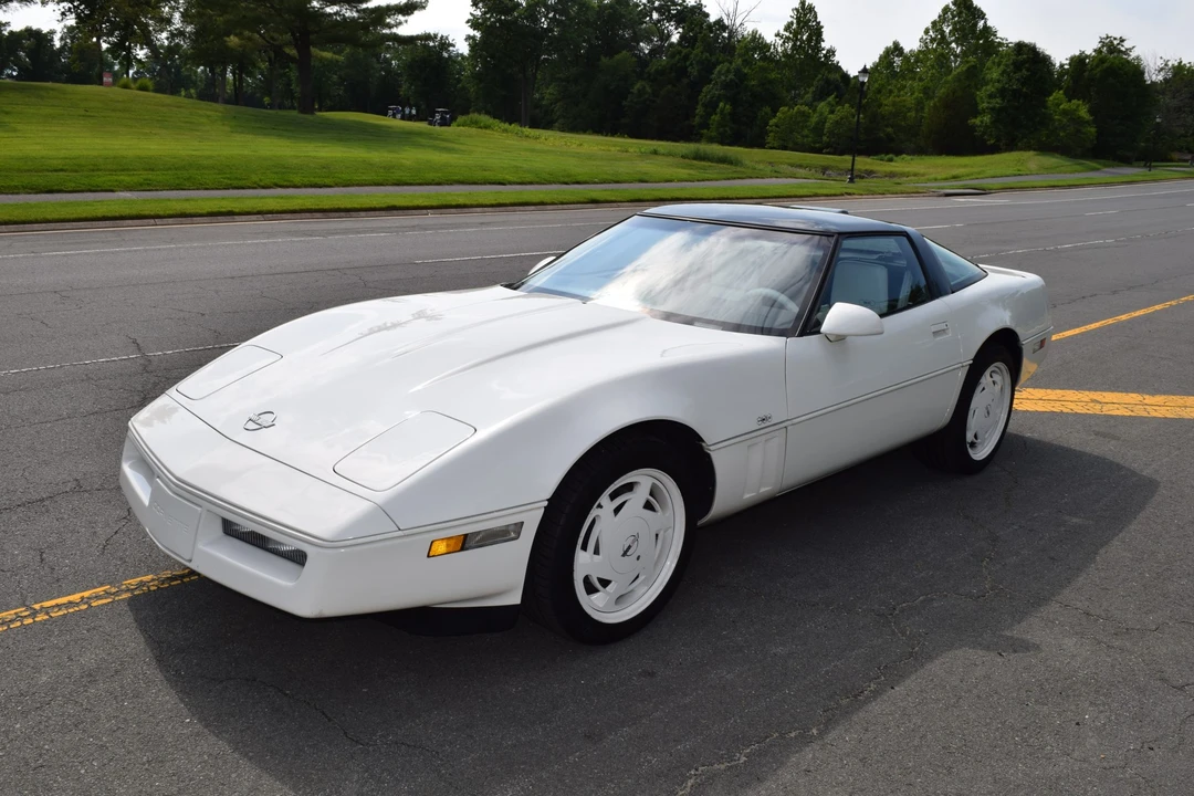 1988 Chevrolet Corvette C4 - Image 3 of 31