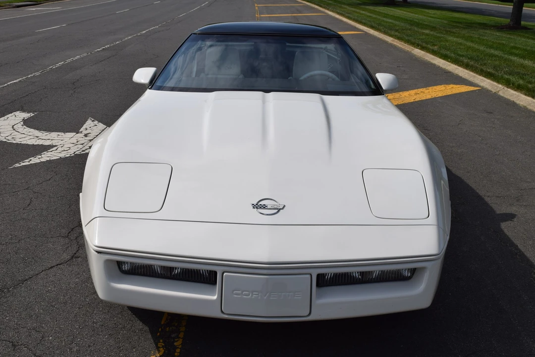 1988 Chevrolet Corvette C4 - Image 2 of 31