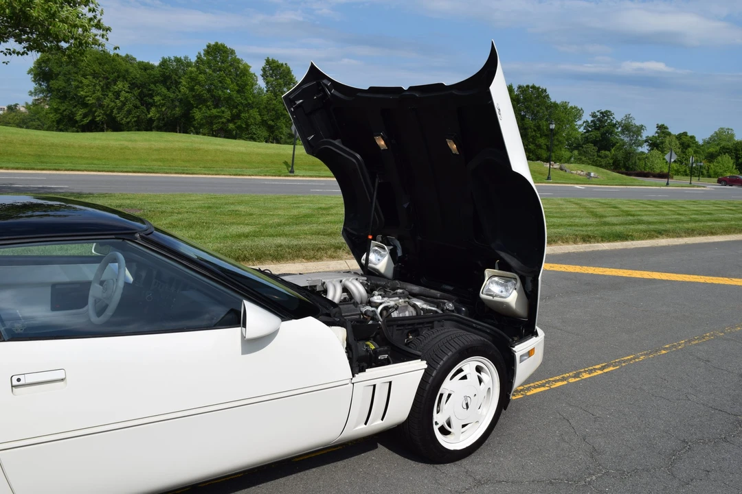 1988 Chevrolet Corvette C4 - Image 31 of 31