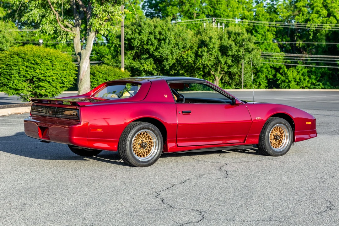 1988 Pontiac Firebird Trans Am 3rd Gen - Image 18 of 31