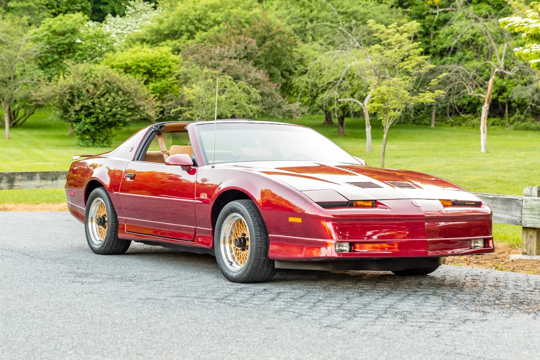 1988 Pontiac Firebird Trans Am 3rd Gen - Image 9 of 31