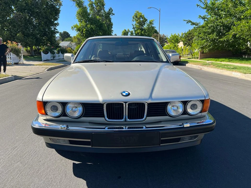 1989 BMW E32 7 Series - Image 30 of 31
