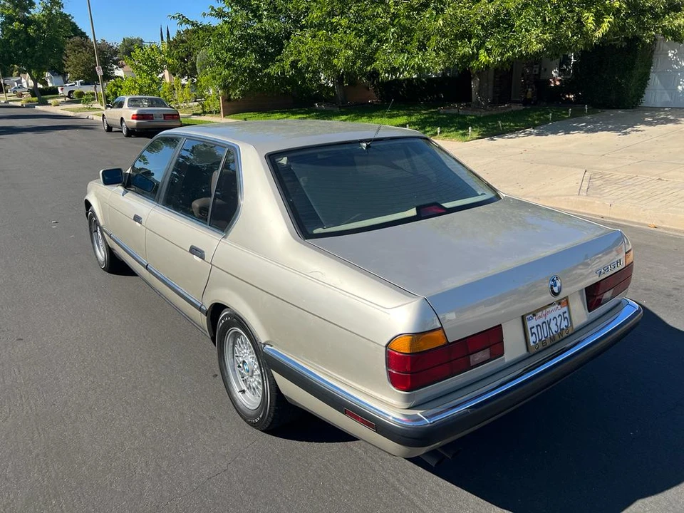 1989 BMW E32 7 Series - Image 24 of 31