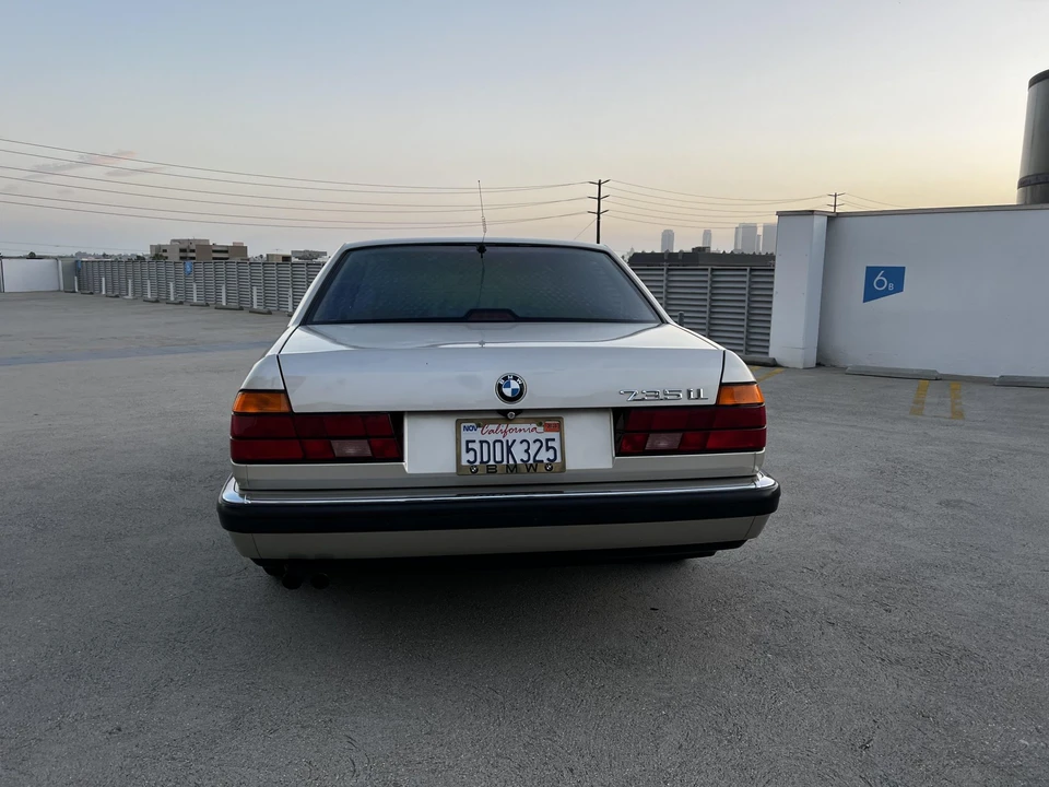 1989 BMW E32 7 Series - Image 10 of 31