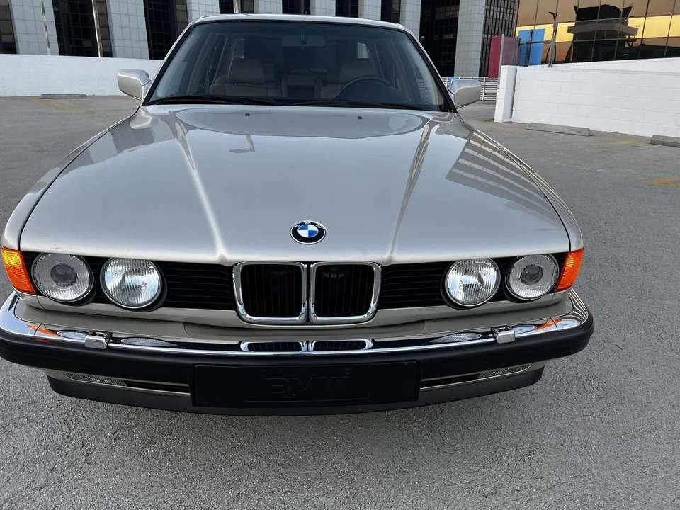 1989 BMW E32 7 Series - Image 18 of 31