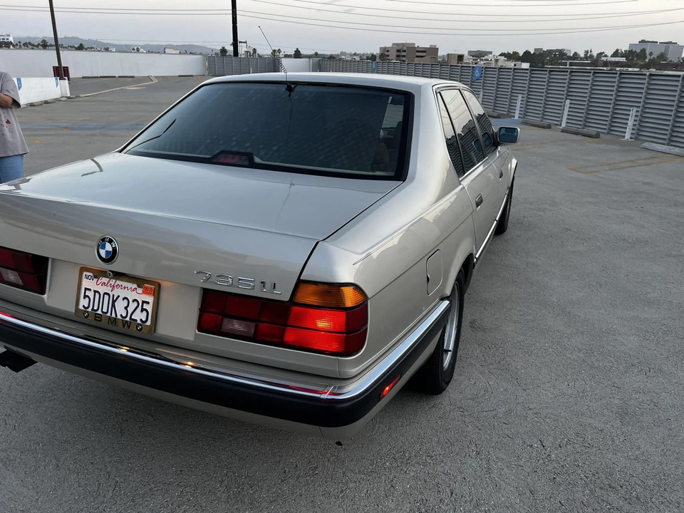 1989 BMW E32 7 Series - Image 11 of 31