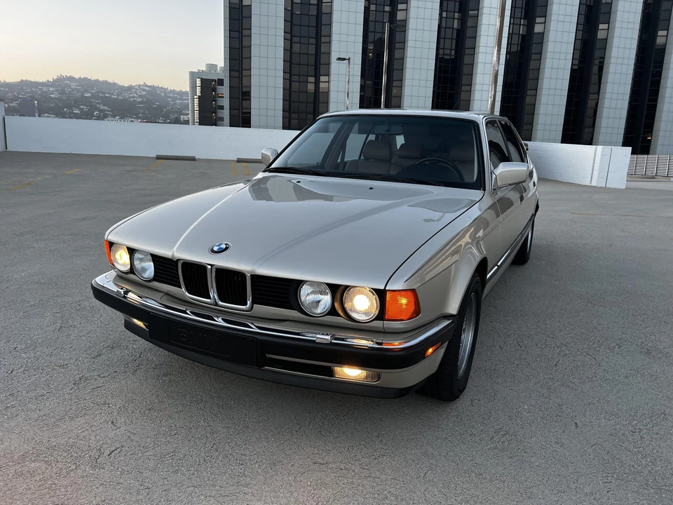 1989 BMW E32 7 Series - Image 2 of 31
