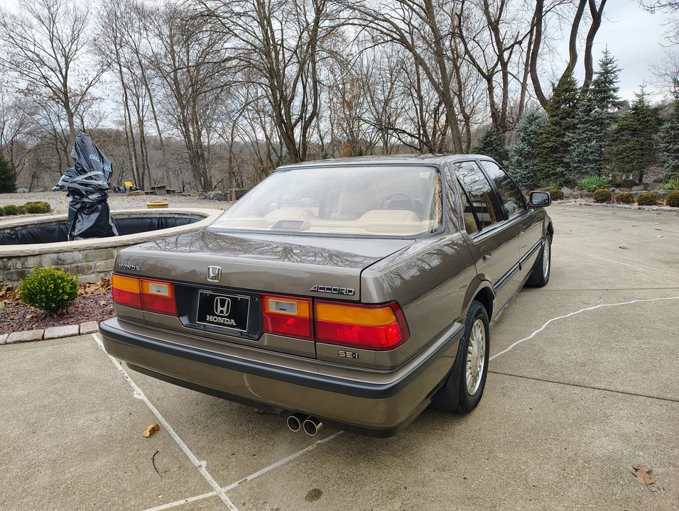 1989 Honda Accord 3rd Gen - Image 28 of 31