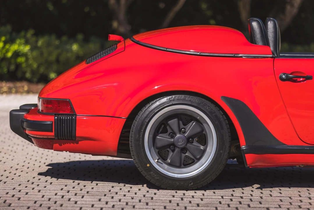 1989 Porsche 911 Carrera 3.2 - Image 31 of 31