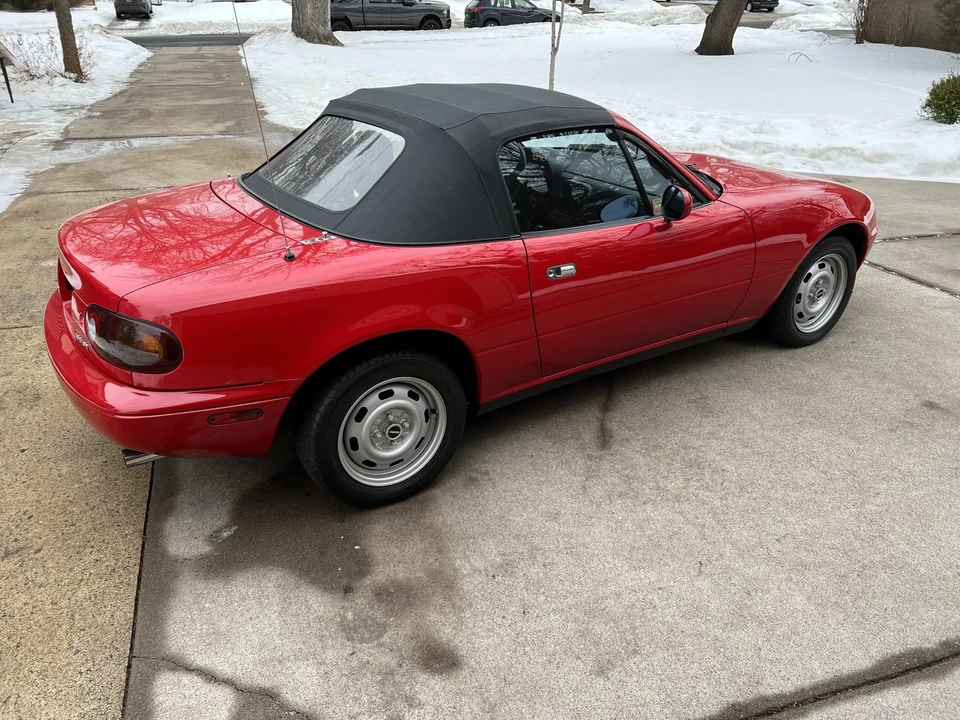 1990 Mazda NA MX-5 Miata - Image 19 of 31