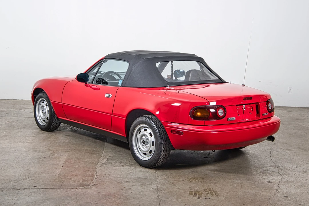 1990 Mazda NA MX-5 Miata - Image 6 of 31