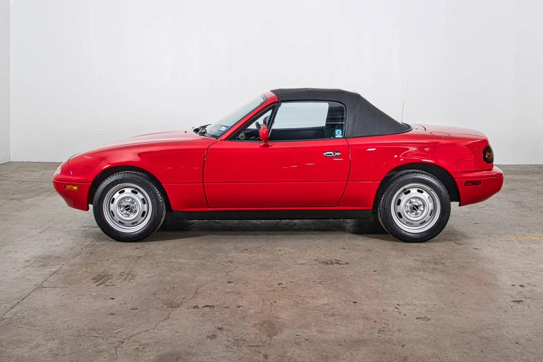 1990 Mazda NA MX-5 Miata - Image 4 of 31