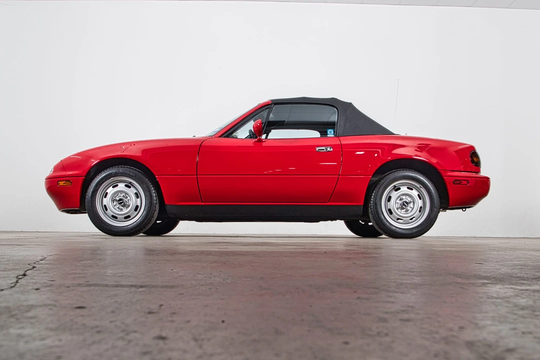 1990 Mazda NA MX-5 Miata - Image 5 of 31
