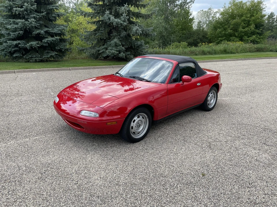 1990 Mazda NA MX-5 Miata - Image 4 of 31