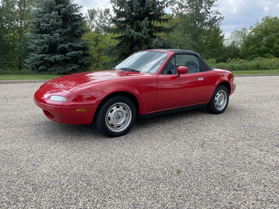 1990 Mazda NA MX-5 Miata - Image 3 of 31