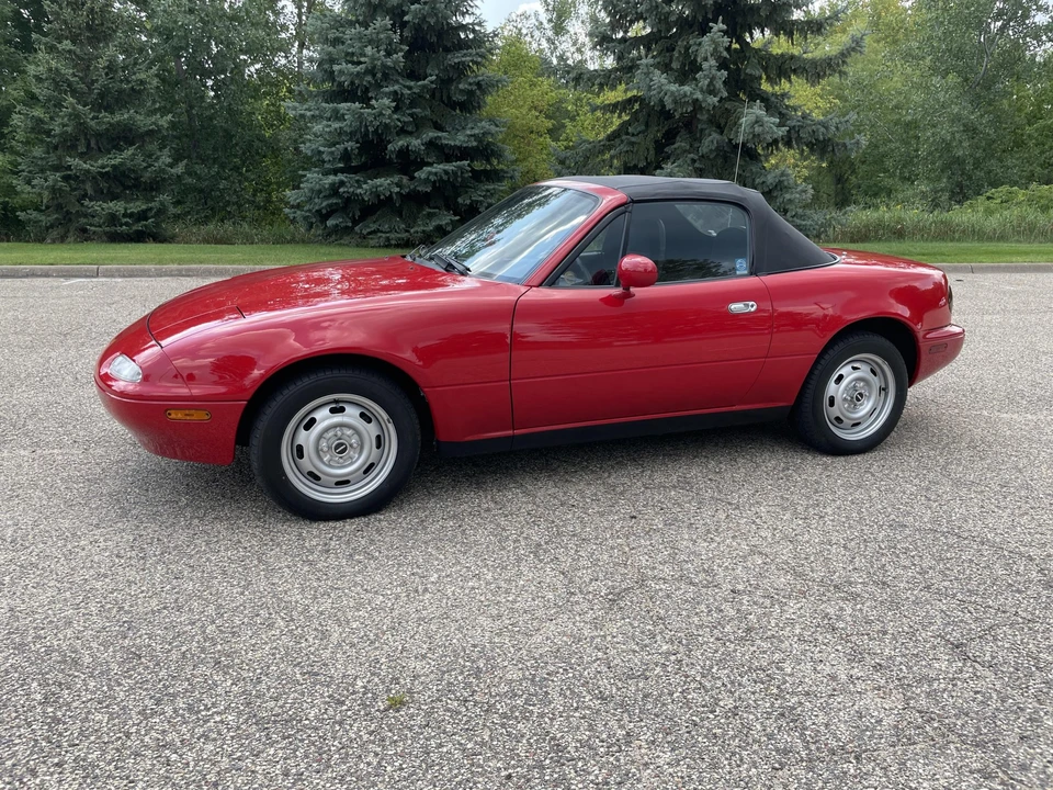 1990 Mazda NA MX-5 Miata - Image 7 of 31
