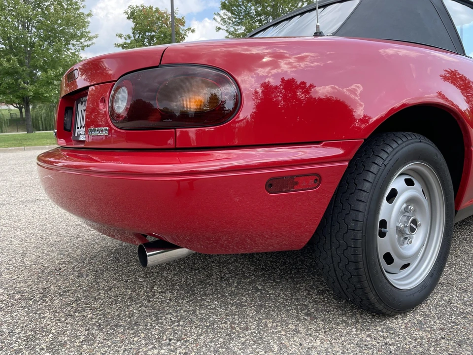 1990 Mazda NA MX-5 Miata - Image 30 of 31