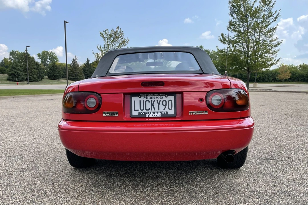 1990 Mazda NA MX-5 Miata - Image 13 of 31