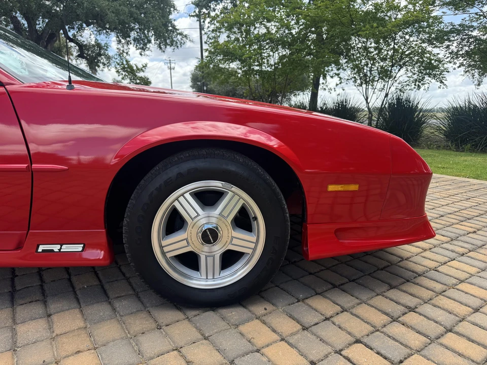 1992 Chevrolet Camaro 3rd Gen - Image 28 of 31