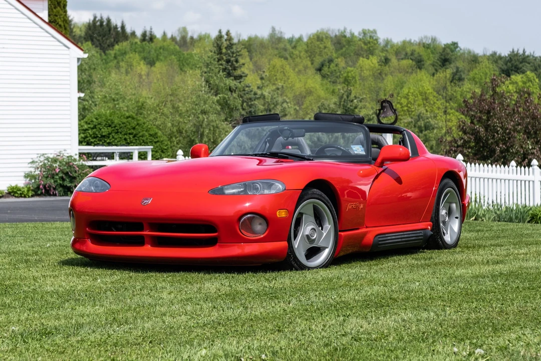 1992 Dodge Viper 1st Gen - Image 2 of 31