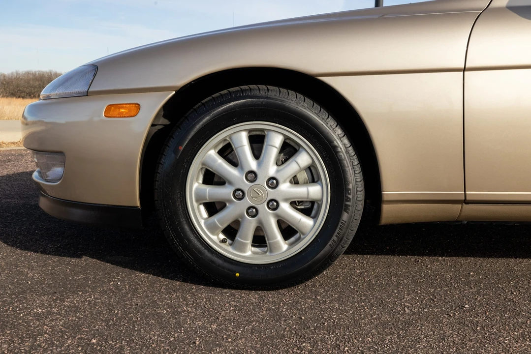 1992 Lexus SC400 - Image 24 of 31