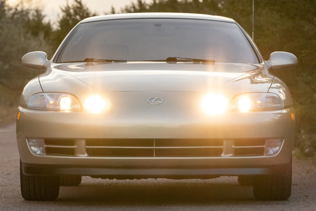 1992 Lexus SC400 - Image 8 of 31