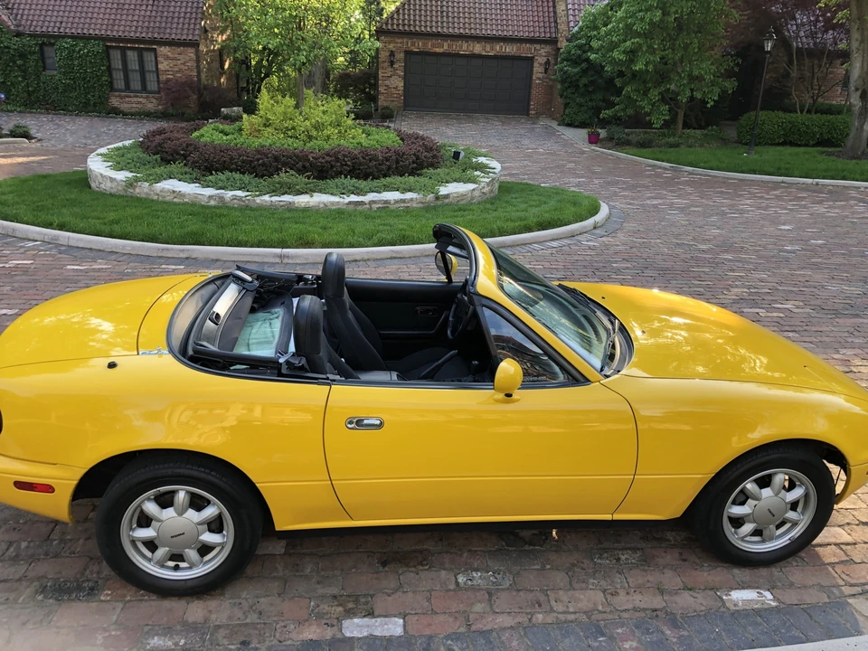 1992 Mazda NA MX-5 Miata - Image 16 of 31