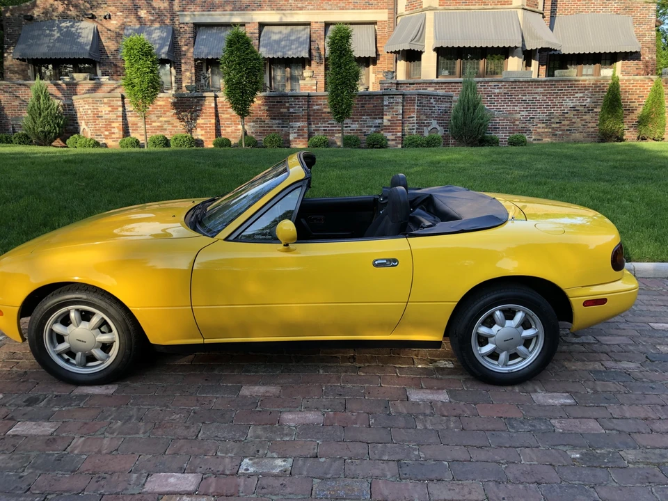 1992 Mazda NA MX-5 Miata - Image 6 of 31