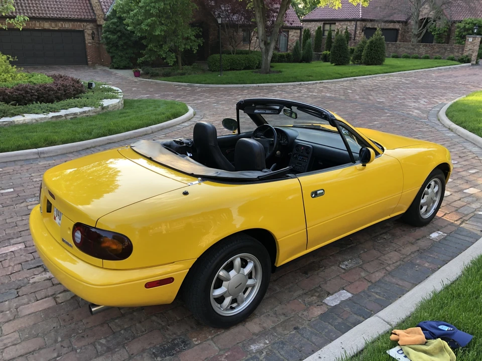 1992 Mazda NA MX-5 Miata - Image 15 of 31