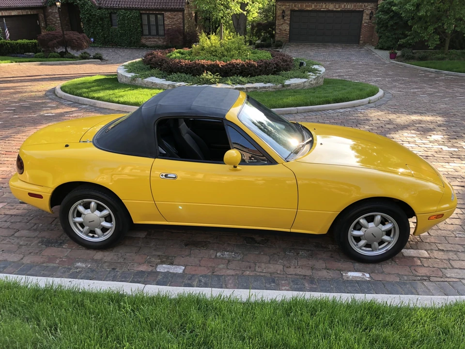 1992 Mazda NA MX-5 Miata - Image 18 of 31