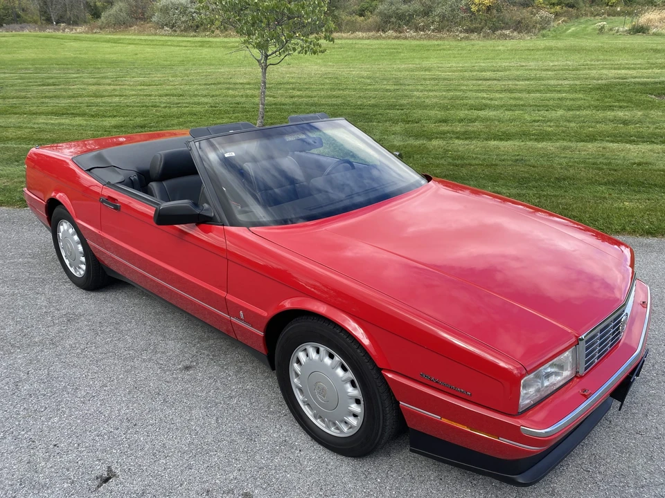 1993 Cadillac Allante - Image 16 of 31