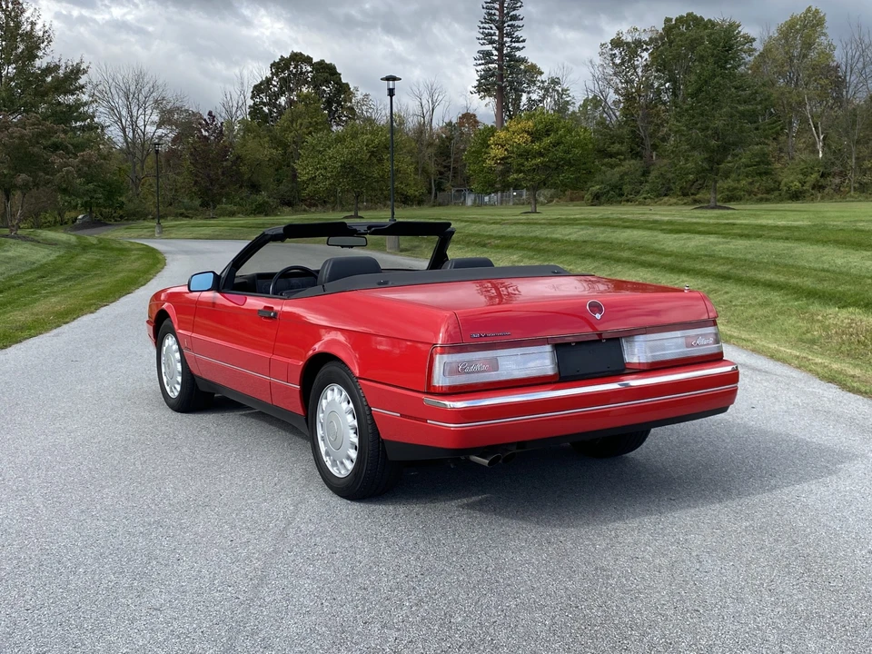 1993 Cadillac Allante - Image 31 of 31