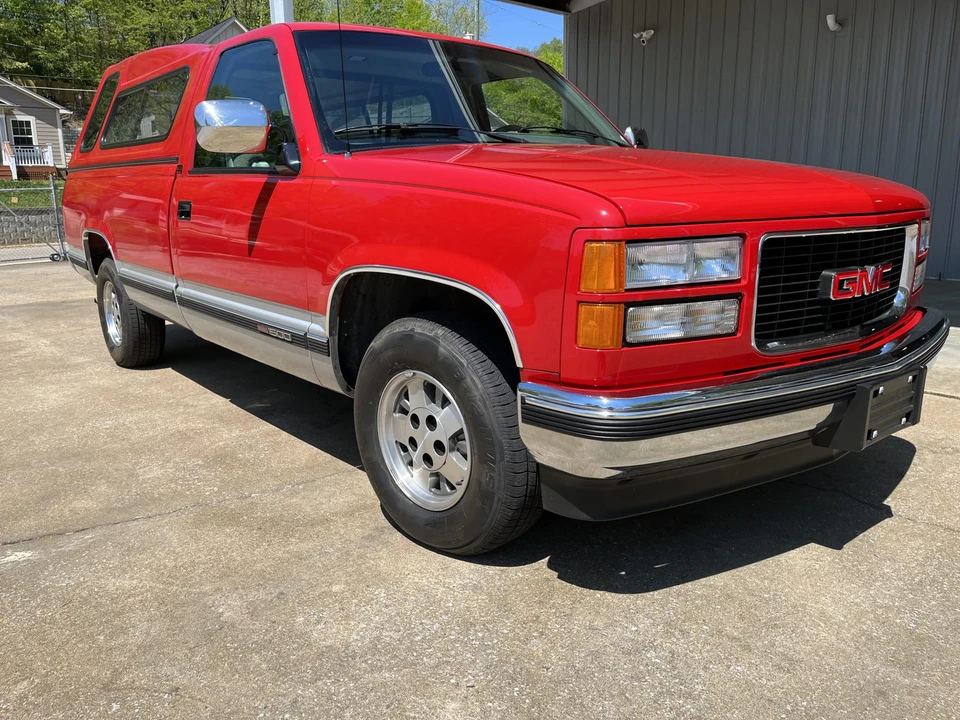 1994 GMC Sierra 1st Gen - Image 3 of 31
