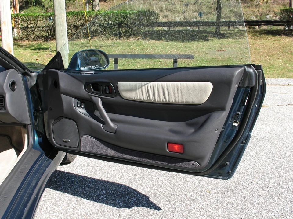 1994 Mitsubishi 3000GT Series 2 - Image 22 of 31