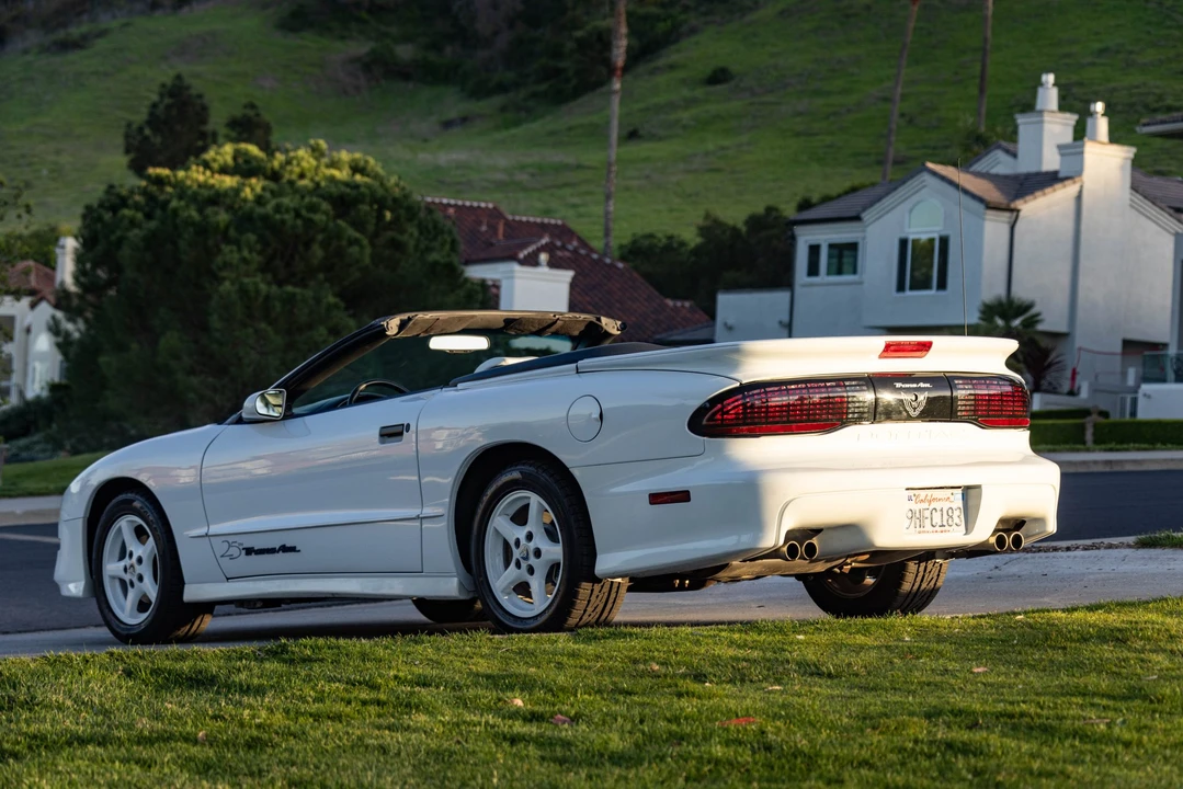 1994 Pontiac Firebird Trans Am 4th Gen - Image 21 of 31