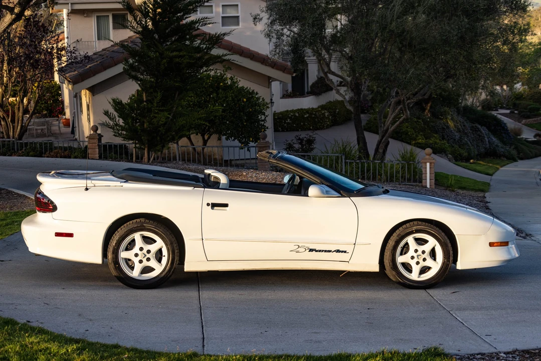 1994 Pontiac Firebird Trans Am 4th Gen - Image 19 of 31