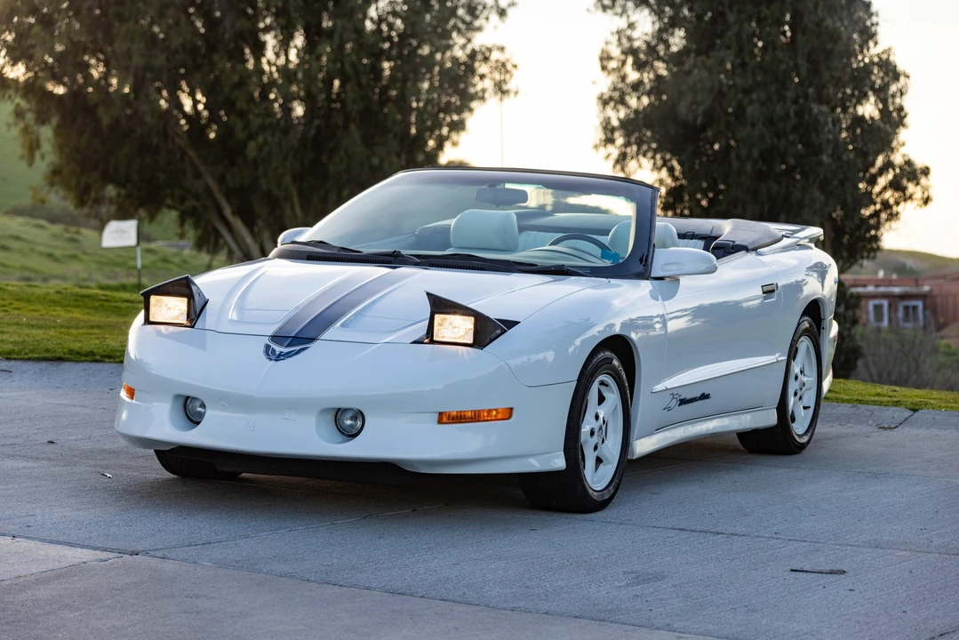 1994 Pontiac Firebird Trans Am 4th Gen - Image 12 of 31