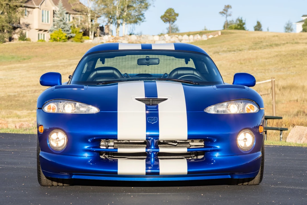 1996 Dodge Viper GTS 2nd Gen - Image 13 of 31