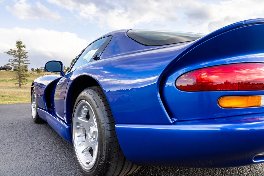 1996 Dodge Viper GTS 2nd Gen - Image 26 of 31