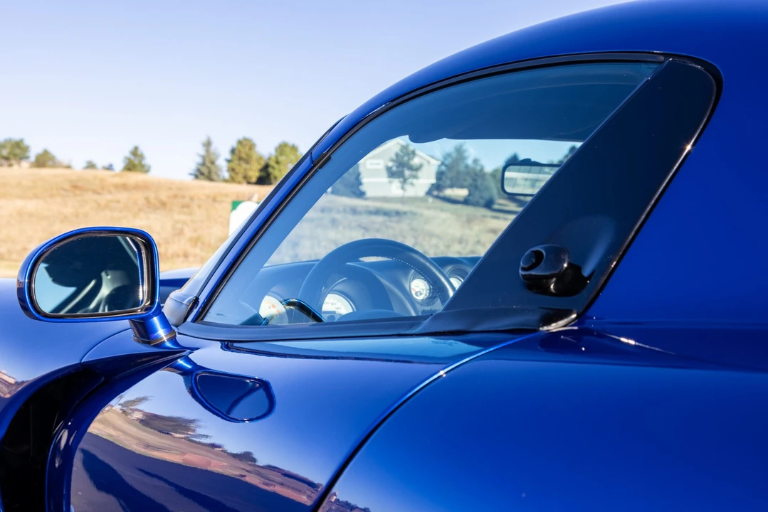 1996 Dodge Viper GTS 2nd Gen - Image 24 of 31