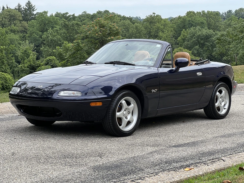 1996 Mazda NA MX-5 Miata - Image 4 of 31