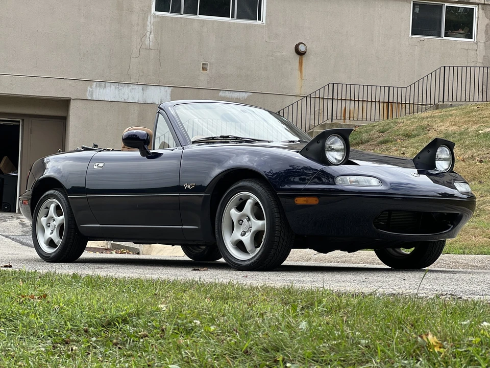 1996 Mazda NA MX-5 Miata - Image 10 of 31
