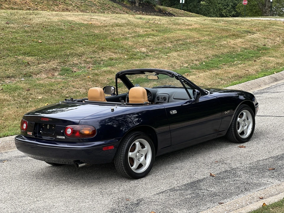 1996 Mazda NA MX-5 Miata - Image 19 of 31