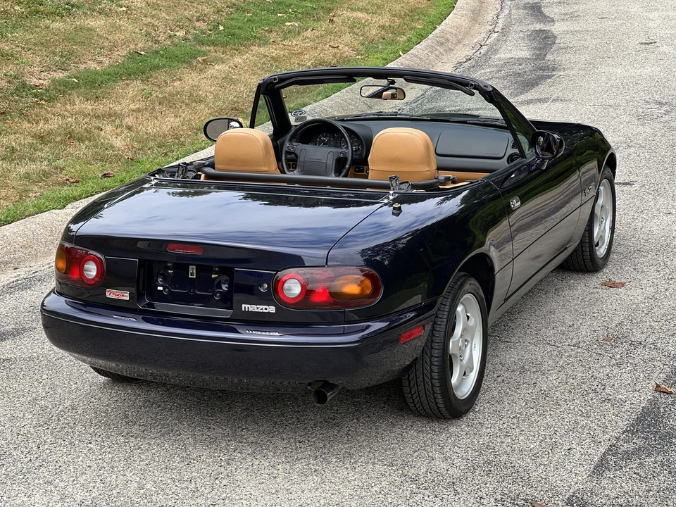 1996 Mazda NA MX-5 Miata - Image 24 of 31