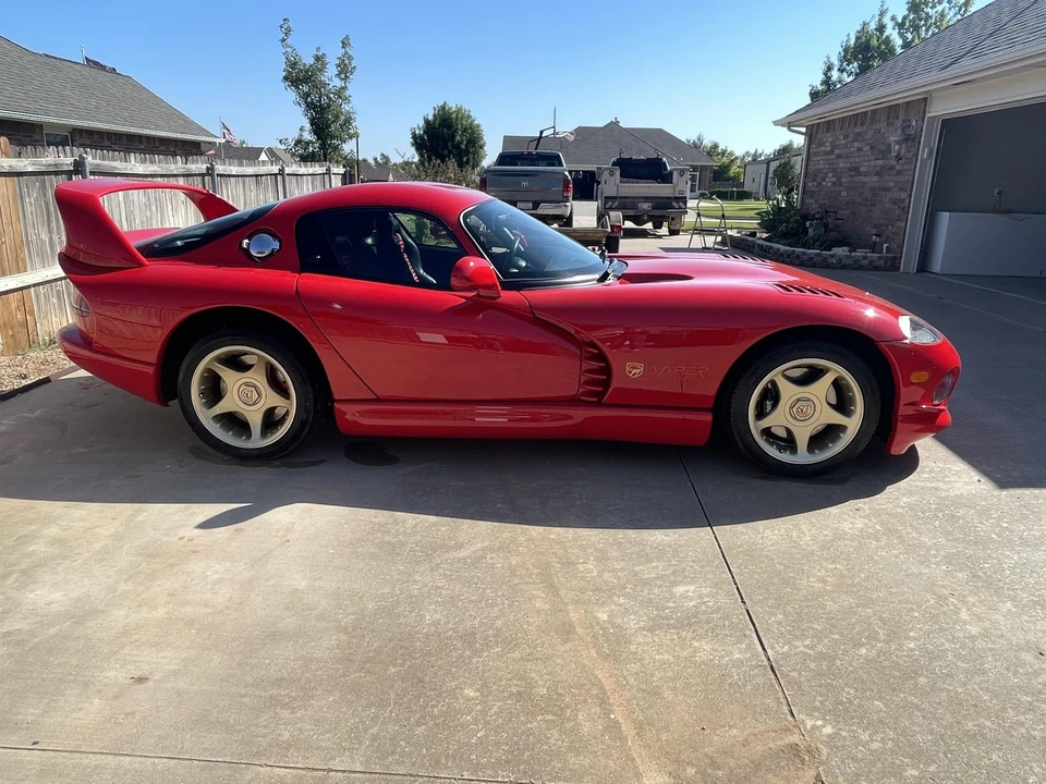 1997 Dodge Viper GTS 2nd Gen - Image 17 of 31