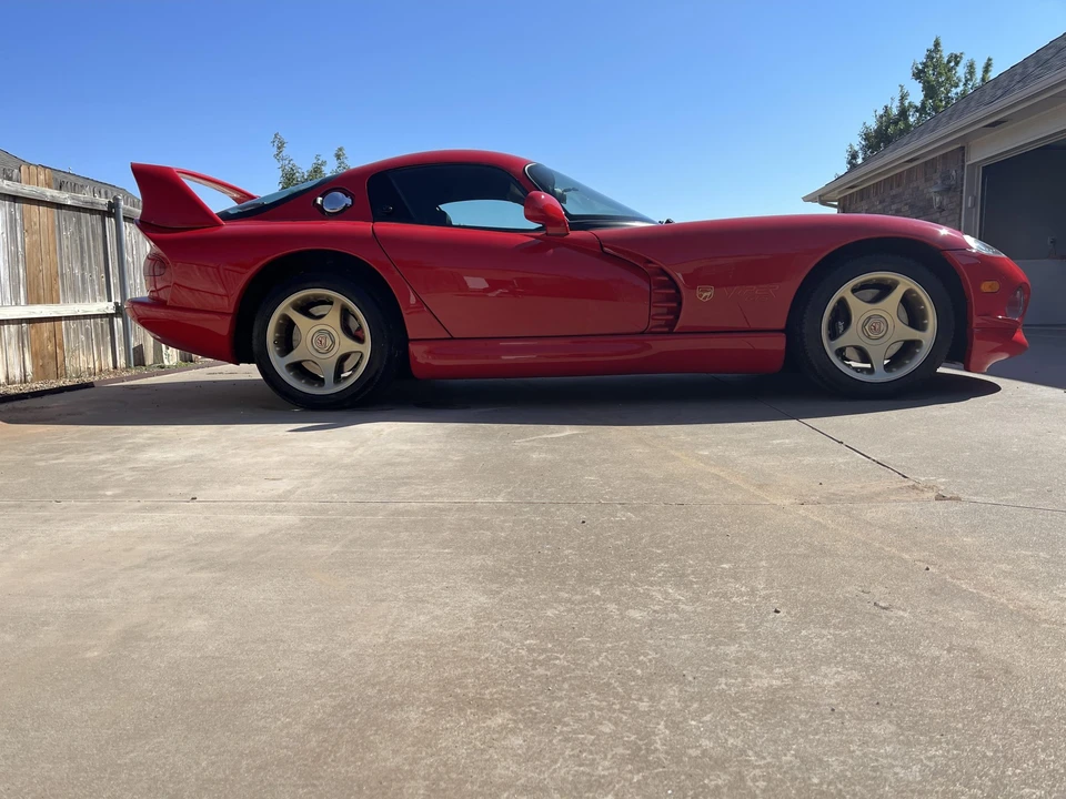 1997 Dodge Viper GTS 2nd Gen - Image 15 of 31